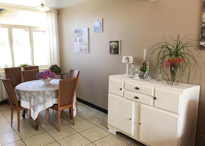 Holiday home Margot Vacqueriette-Erquieres